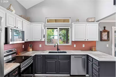 2308 SW 11th Cir, Battle Ground, WA 98604 - Photo 7