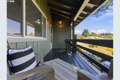 343 Cumberland St, Astoria, OR 97103 - Photo 39