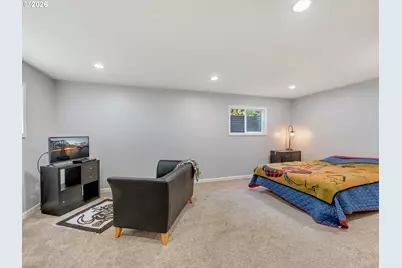 343 Cumberland St, Astoria, OR 97103 - Photo 35