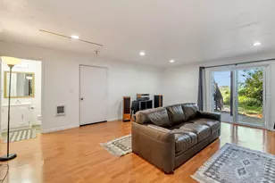 343 Cumberland St, Astoria, OR 97103 - Photo 29