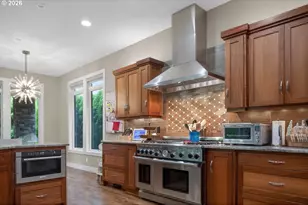 721 SW 68th Terrace, Portland, OR 97225 - Photo 7