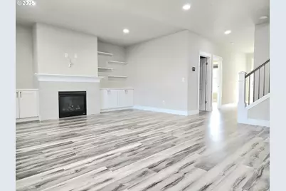 8524 N 1st St, Ridgefield, WA 98642 - Photo 9