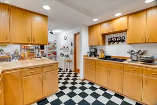 16418 SW 129th Terrace, Portland, OR 97224 - Photo 9