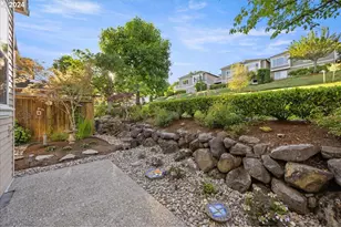 4735 Amherst Ct, Lake Oswego, OR 97035 - Photo 41