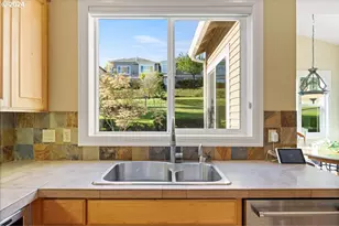 4735 Amherst Ct, Lake Oswego, OR 97035 - Photo 19