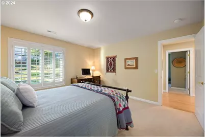 4735 Amherst Ct, Lake Oswego, OR 97035 - Photo 37