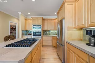 4735 Amherst Ct, Lake Oswego, OR 97035 - Photo 17