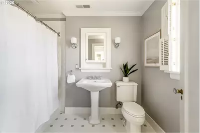 2417 NE Hamblet St NE, Portland, OR 97212 - Photo 25