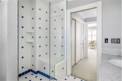 2417 NE Hamblet St NE, Portland, OR 97212 - Photo 33