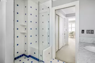 2417 NE Hamblet St NE, Portland, OR 97212 - Photo 33