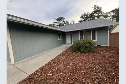 48 Park Village Dr, Florence, OR 97439 - Photo 5