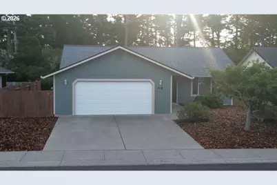 48 Park Village Dr, Florence, OR 97439 - Photo 3