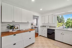 8655 SW Comanche Way, Tualatin, OR 97062 - Photo 9