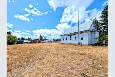 1290 Baltimore St, Elgin, OR 97827 - Photo 3