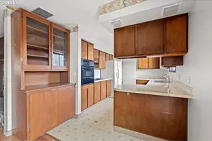 370 W Moore Ave, Hermiston, OR 97838 - Photo 11