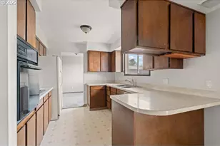 370 W Moore Ave, Hermiston, OR 97838 - Photo 9