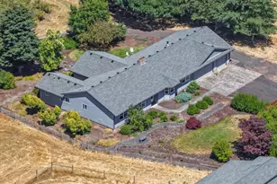 7683 Parker Ln, Turner, OR 97392 - Photo 1