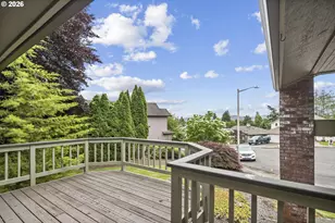 310 NE Greenway Dr, Gresham, OR 97030 - Photo 3