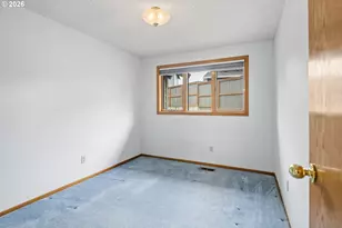 310 NE Greenway Dr, Gresham, OR 97030 - Photo 33