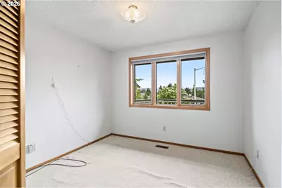310 NE Greenway Dr, Gresham, OR 97030 - Photo 35