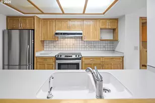 310 NE Greenway Dr, Gresham, OR 97030 - Photo 21