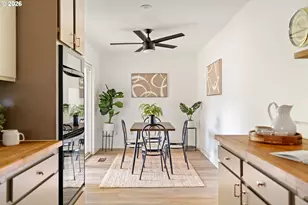 6725 SE Catalina Ln, Milwaukie, OR 97222 - Photo 17