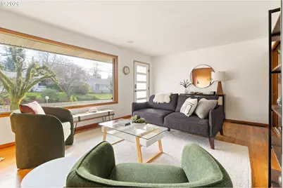 6725 SE Catalina Ln, Milwaukie, OR 97222 - Photo 11