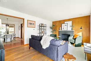 6725 SE Catalina Ln, Milwaukie, OR 97222 - Photo 9