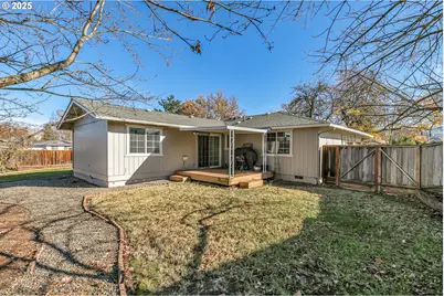 1569 Papago Dr, Medford, OR 97504 - Photo 27