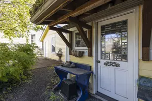 410 W Grant St, Carlton, OR 97111 - Photo 33
