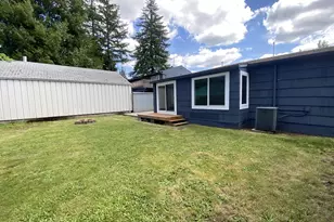 11533 SE Market St, Portland, OR 97216 - Photo 21