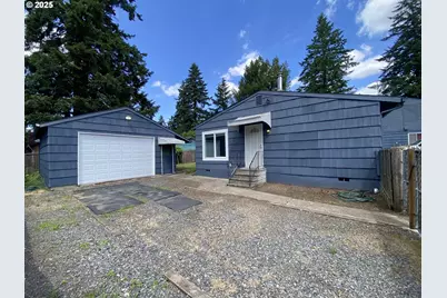 11533 SE Market St, Portland, OR 97216 - Photo 3