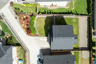 124 W 12th Way, La Center, WA 98629 - Photo 33