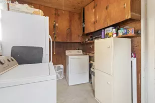 13838 SE Taylor St, Portland, OR 97233 - Photo 19