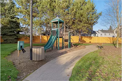 1558 NE 10th Pl, Canby, OR 97013 - Photo 31