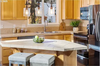 1558 NE 10th Pl, Canby, OR 97013 - Photo 13