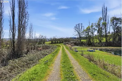 3301 Wyeast Rd, Hood River, OR 97031 - Photo 37