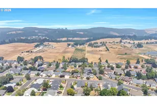 338 NW Foxglove St, Dallas, OR 97338 - Photo 45