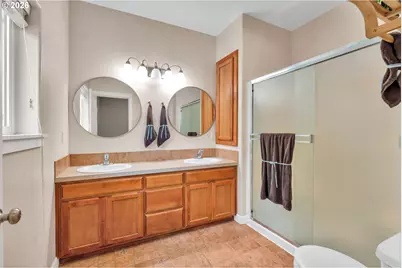 338 NW Foxglove St, Dallas, OR 97338 - Photo 23