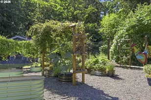 4000 E 24th Ave, Eugene, OR 97403 - Photo 29