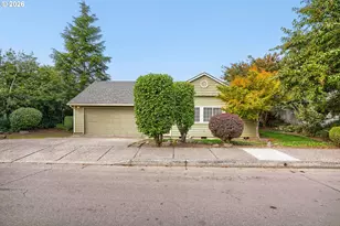951 Mill St, Silverton, OR 97381 - Photo 1