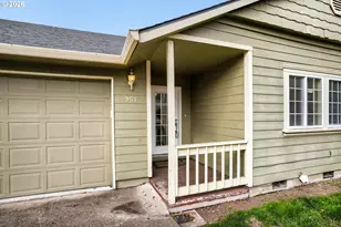 951 Mill St, Silverton, OR 97381 - Photo 3