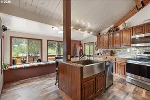 20480 Hwy 395 N, Mount Vernon, OR 97865 - Photo 7