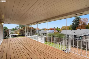 4134 NE 131st Pl, Portland, OR 97230 - Photo 11