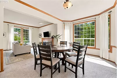 2736 SW 28th Dr, Portland, OR 97219 - Photo 7