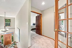 2736 SW 28th Dr, Portland, OR 97219 - Photo 25