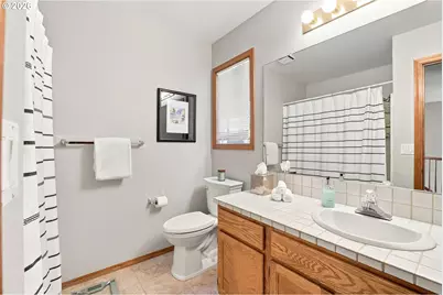 2736 SW 28th Dr, Portland, OR 97219 - Photo 35