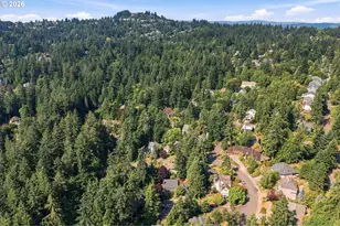 2736 SW 28th Dr, Portland, OR 97219 - Photo 47