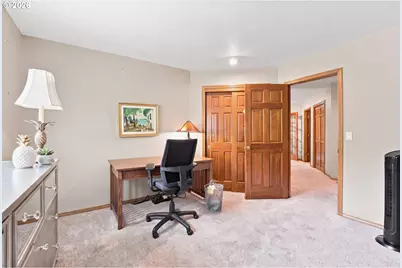 2736 SW 28th Dr, Portland, OR 97219 - Photo 37