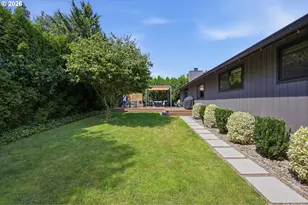 12163 SE 105th Dr, Happy Valley, OR 97086 - Photo 39